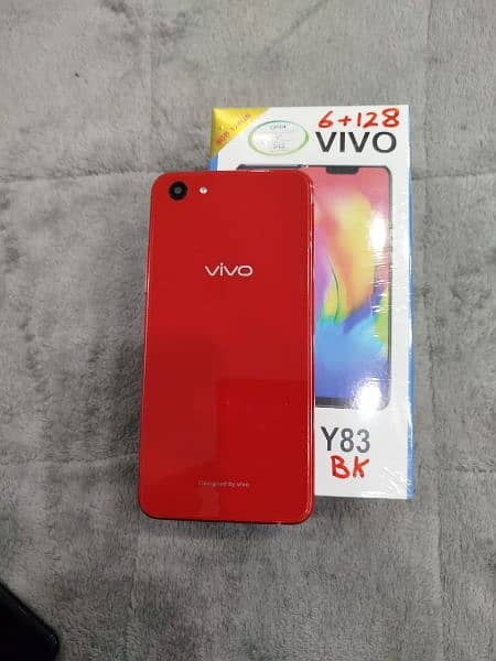 VIVO Y83 6+128 for sale with complete box 03334812233 2