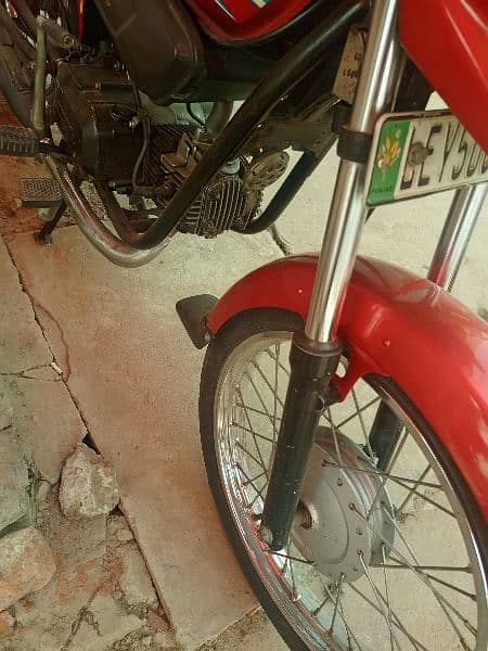 urgent sale Honda pridar 100cc 2