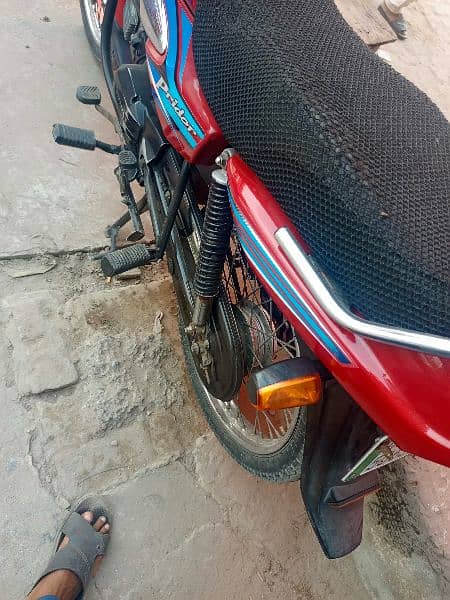 urgent sale Honda pridar 100cc 14