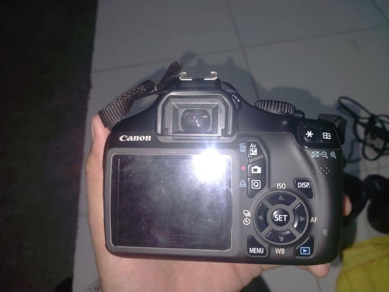 Canon D100 2