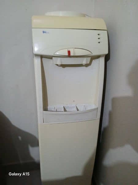 Orient Water Dispenser 0