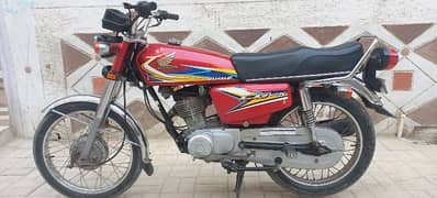 Honda cg125 2019 totally genuine condition karachi number  pack engine