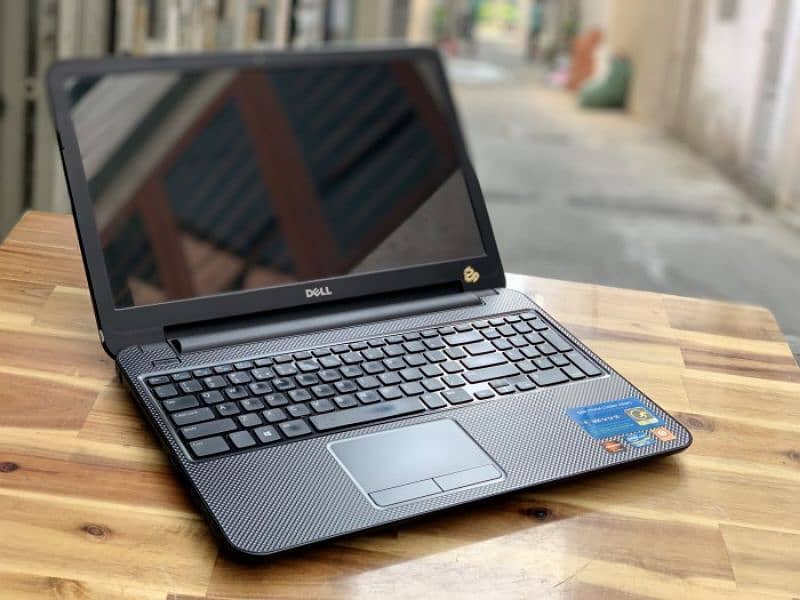 Dell Black Color Laptop Core i3 3rd Generation (Ram 8GB + SSD 128GB) 1