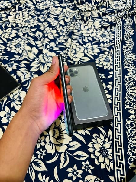 iPhone 11 Pro Max 256 gb 3