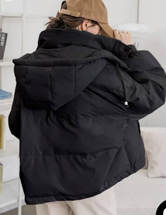 Black puffer branded jacket large size age18-25 1