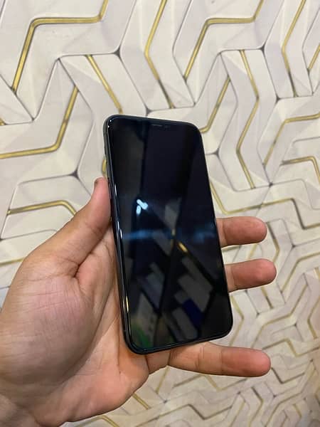 Iphone 11 Pro (PTA APPROVED) 5