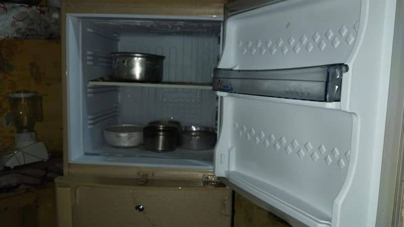 Refrigerator No. 1 5