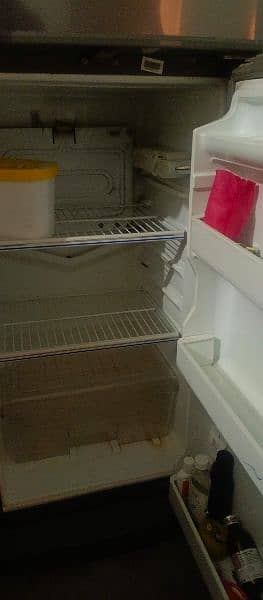 Dawlance medium fridge All okay hai For Sale 3