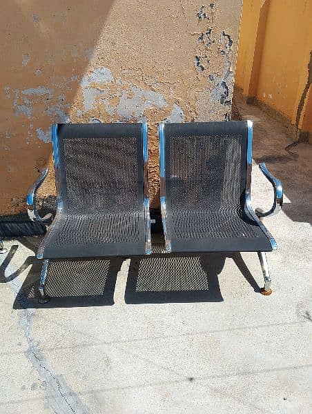 High quality 2 seater visiting chair in used condition 1