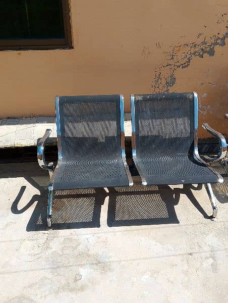 High quality 2 seater visiting chair in used condition 2