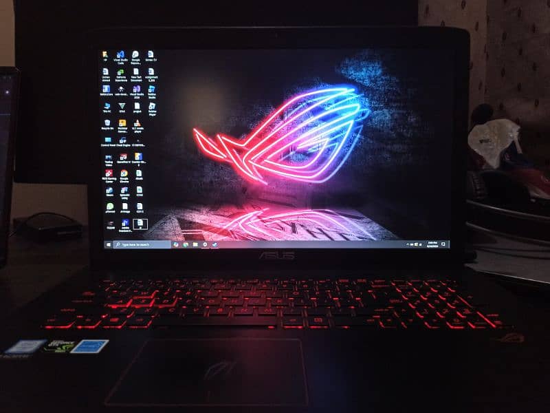 ASUS ROG Gaming Laptop 1