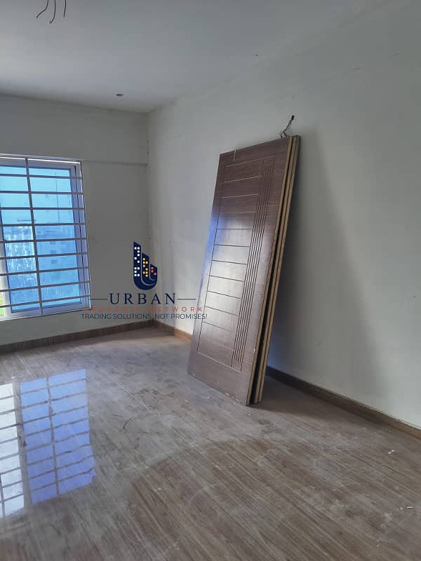 3 Bed DD Rana Residency Brand new Apartment Available For Rent In Gulistan-e-Jauhor Block-16 11