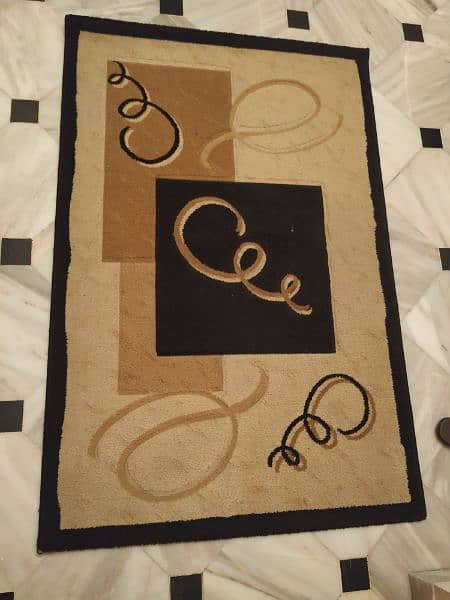 2 carpets for selling 1