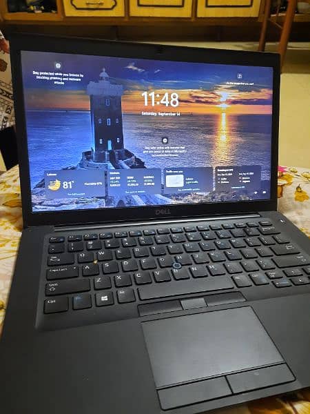 Dell i7 8 gen. . 250gb ssd 2