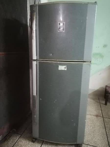 dawlance fridge 14 qbq gud condition total geniun 0