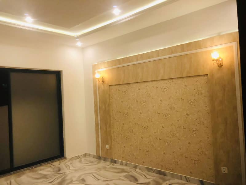 10 Marla Like Brand New House For Rent Bahria Town Lahore Prime Location 2