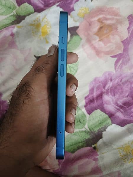 iphone 13 128gb JV non PTA almost new 3