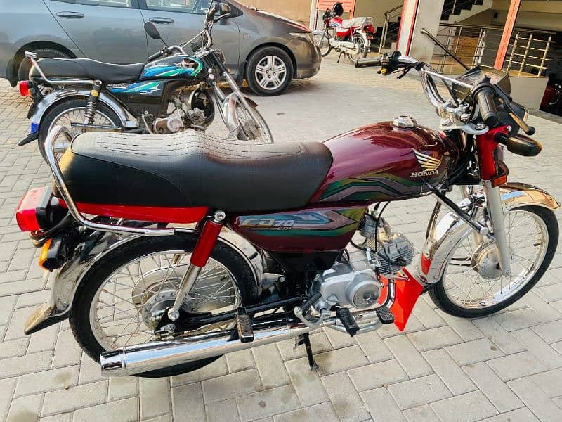 NEW BRAND HONDA CD 70 7