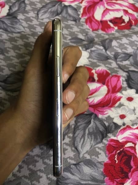 iPhone 11 Pro 256 GB 3