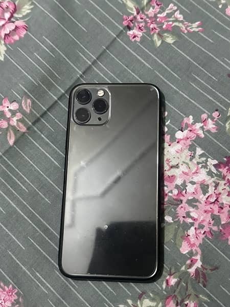 iphone 11 pro (pta approved) 1