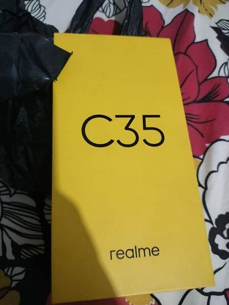 Realme c35 mobile for sale complete saman hai 6