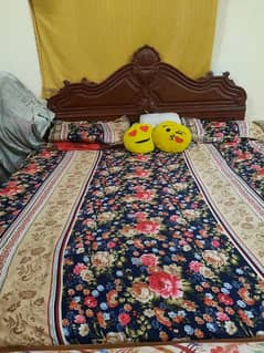 King size bed with free mattress