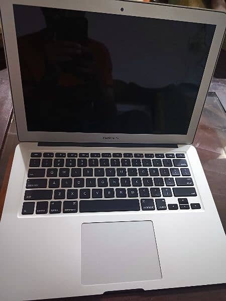 MacBook Air Early 2015 13" 1