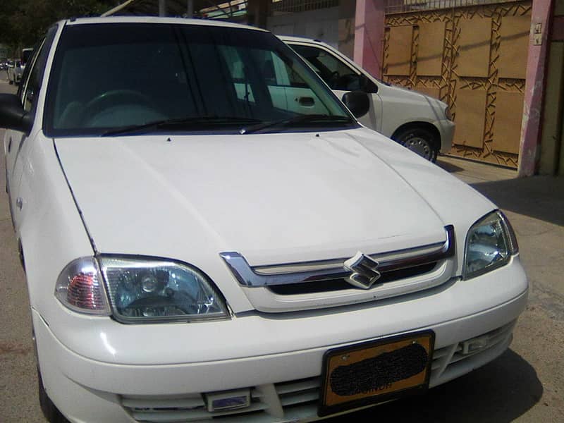 SUZUKI CULTUS VXRi MODEL 2012 WHITE COLOUR BEHTREEN CONDITION 4