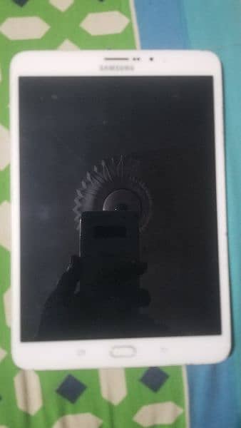 SAMSUNG GALAXY Tab S2 TABLET SM-T715 DEAD FOR PARTS 0