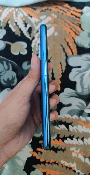 OnePlus 9. dual sim 12/256 5