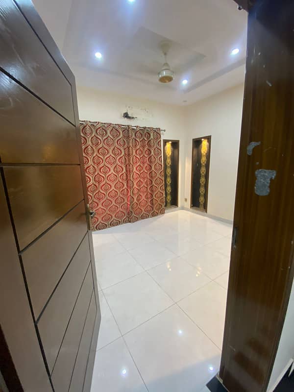 5 Marla Like A Brand New House For Rent Bahria Town Lahore Prime Location 3