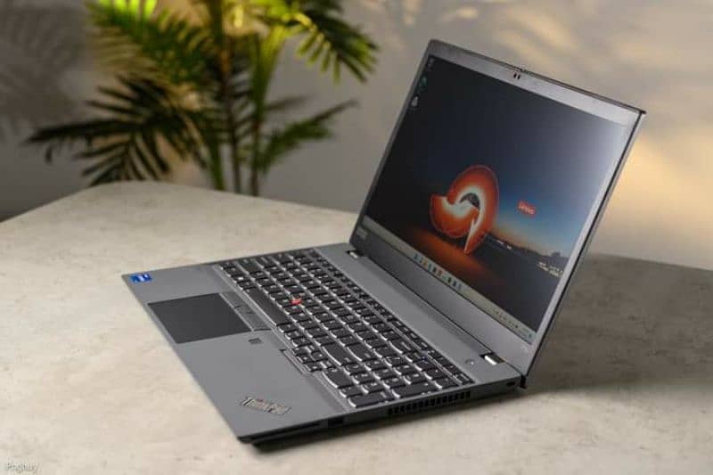 Lenovo Thinkpad P15s Core i7 - 11 Gen 12