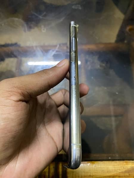 iphone X silver colr 5