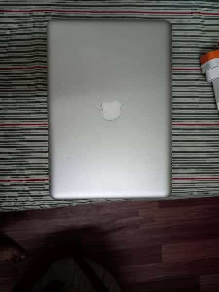 macbook pro 1