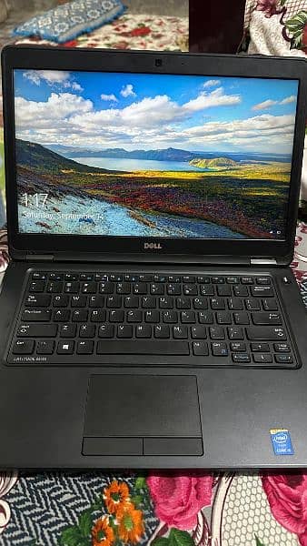 Laptop Core i5 5th Gen 0