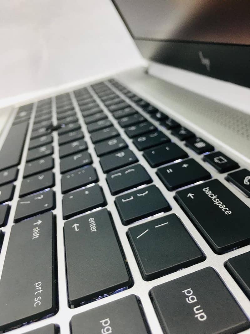 Hp 840g5 EliteBook laptop 2