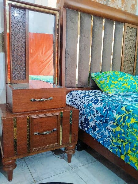 Wooden complete bedroom set for sell 1