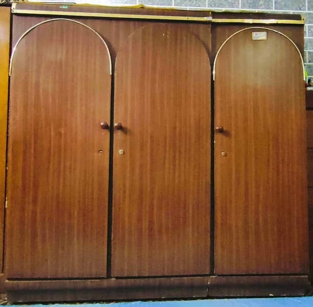 Used Wooden Wardrobe 0