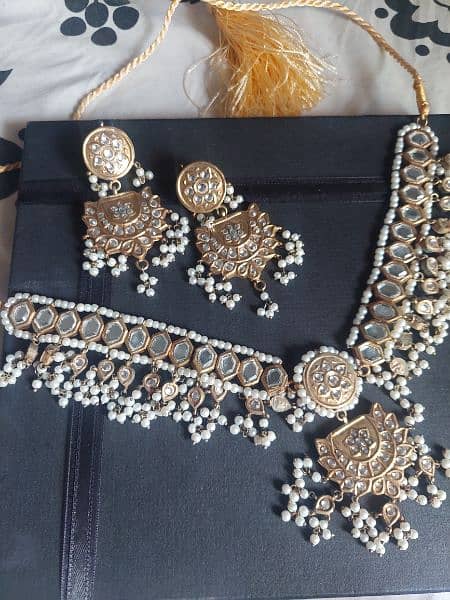 KUNDAN JEWELLERY SET 0