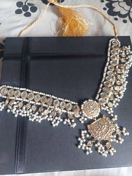 KUNDAN JEWELLERY SET 1