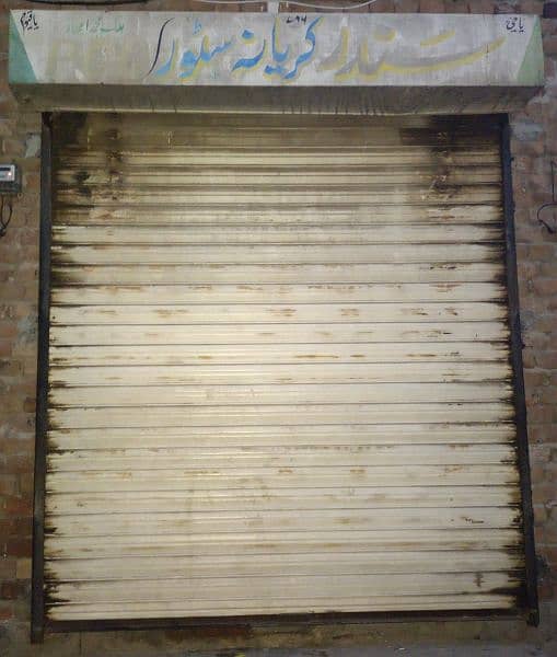 2 shutters gate for sale 10/10 condition 1