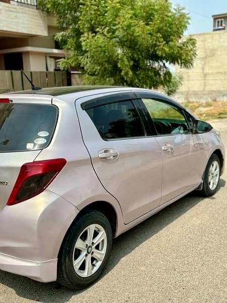 Toyota Vitz 2015 1