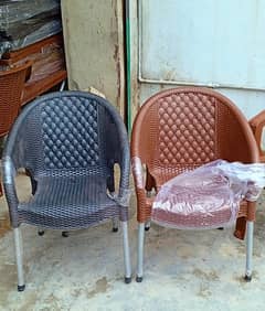 plastic chairs table wholesalers