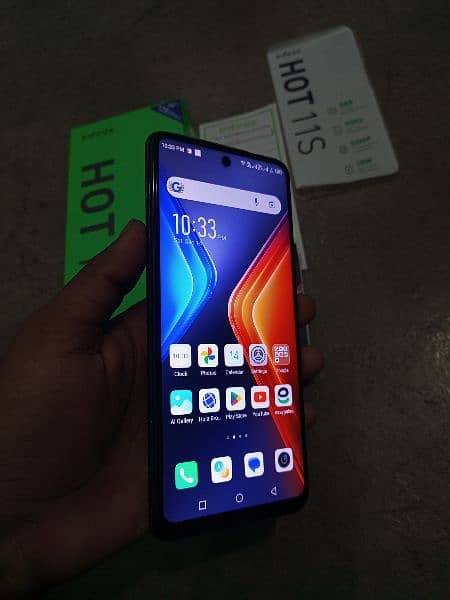 Infinix hot 11 s 8