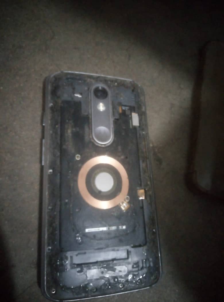 Motorola mobile turbo 2 for sale / Exchange 1