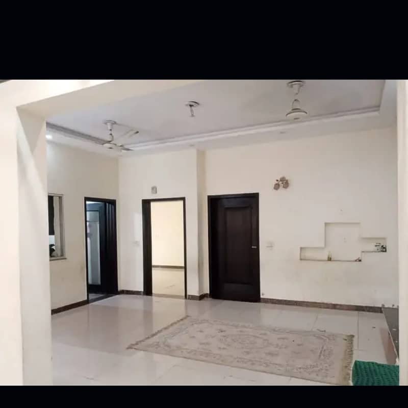 10 marla house for sale in paragon city lahore 6