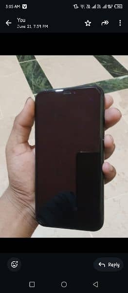 Iphone XR good condition 1