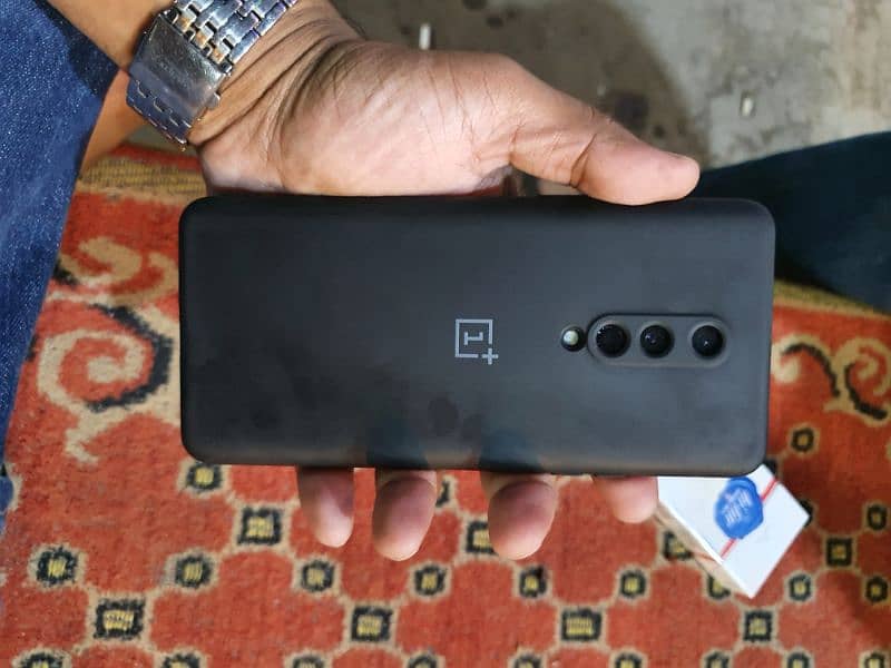 oneplus 8 5g 8gb 128gb global dual sim PTA approve 7