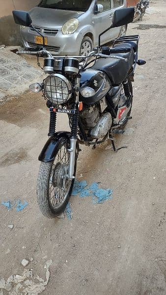 suzuki GS 2016 13