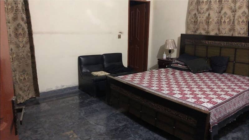 Corner House For Sale In Allama Iqbal Town 1